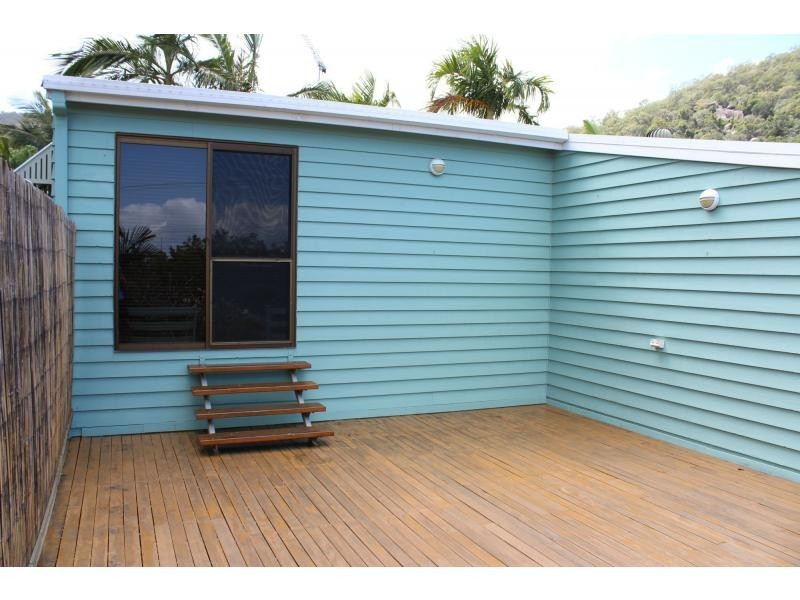 108 Sooning Street, Nelly Bay QLD 4819