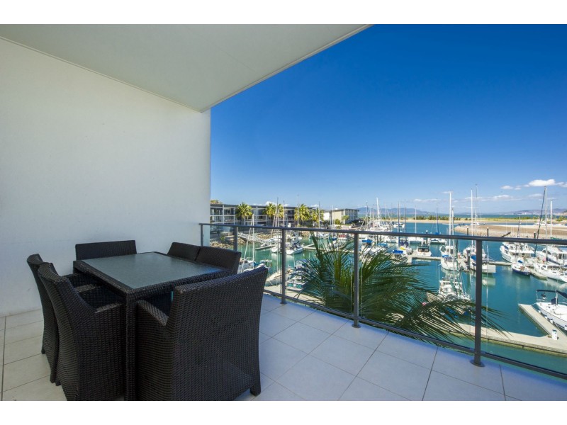 932/123 Sooning St (Blue On Blue), Nelly Bay QLD 4819