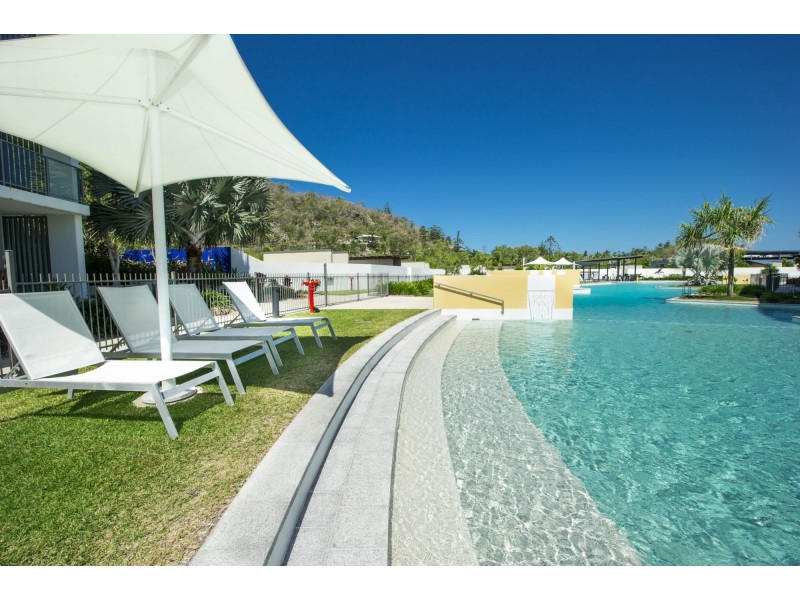 932/123 Sooning St (Blue On Blue), Nelly Bay QLD 4819