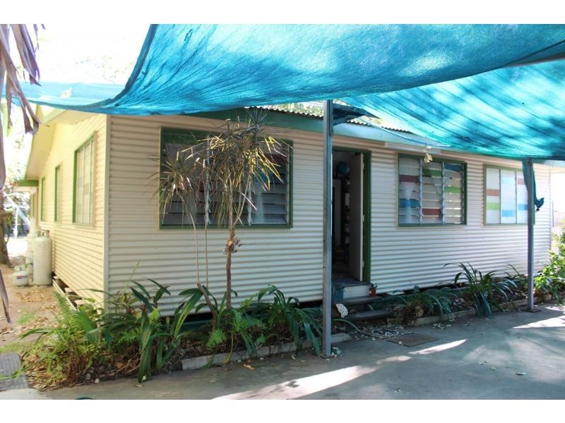 16 Wansfell Street, Picnic Bay, Magnetic Island QLD 4819
