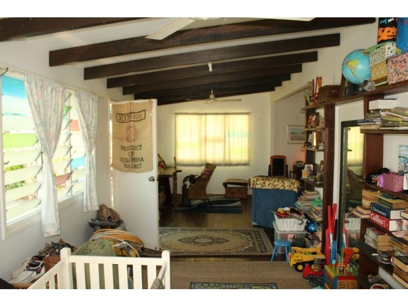16 Wansfell Street, Picnic Bay, Magnetic Island QLD 4819