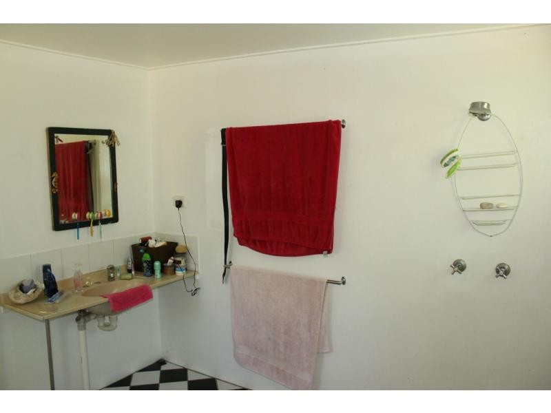 16 Wansfell Street, Picnic Bay, Magnetic Island QLD 4819