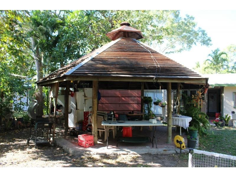 16 Wansfell Street, Picnic Bay, Magnetic Island QLD 4819