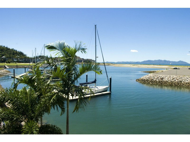 1/13-15 Terrace Place (The Docks), Nelly Bay QLD 4819