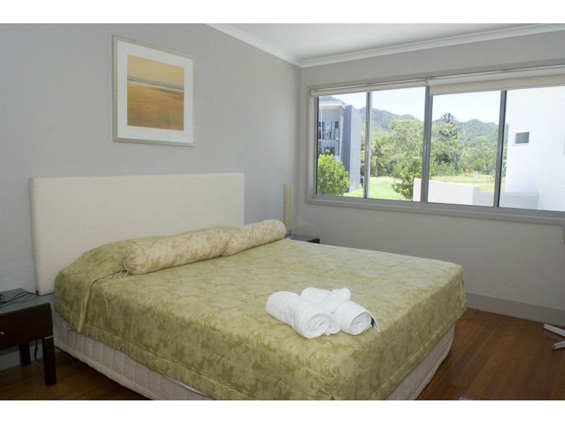 1/13-15 Terrace Place (The Docks), Nelly Bay QLD 4819