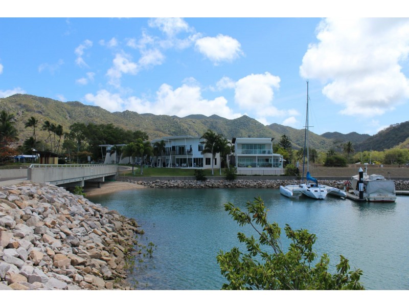 1/13-15 Terrace Place (The Docks), Nelly Bay QLD 4819