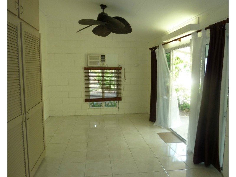 21 THE GROVE, Nelly Bay QLD 4819