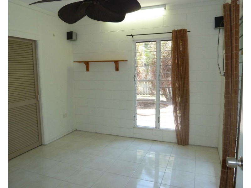 21 THE GROVE, Nelly Bay QLD 4819