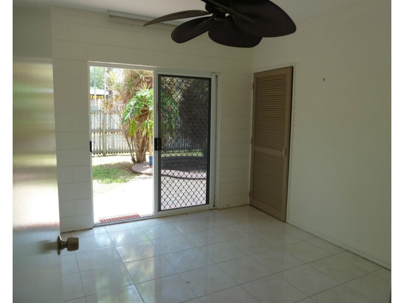 21 THE GROVE, Nelly Bay QLD 4819
