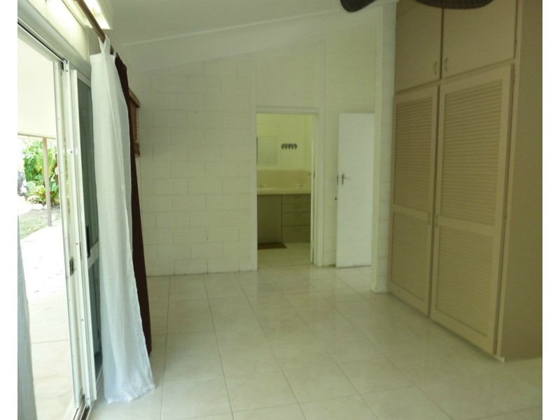 21 THE GROVE, Nelly Bay QLD 4819