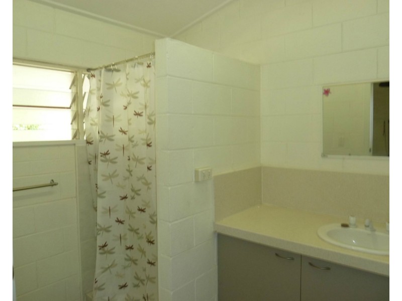 21 THE GROVE, Nelly Bay QLD 4819