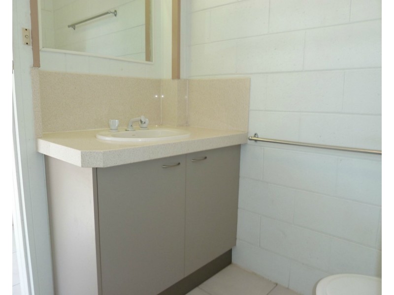 21 THE GROVE, Nelly Bay QLD 4819
