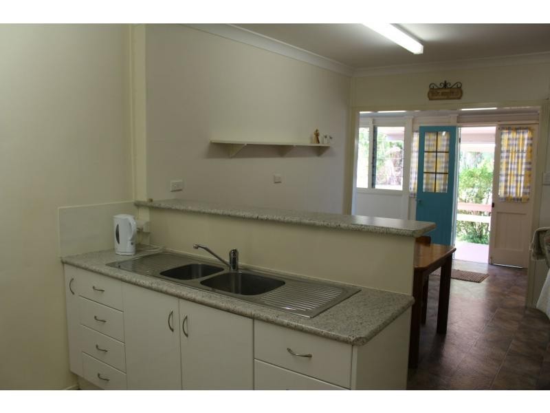 24 Barbarra Street, Picnic Bay, Magnetic Island QLD 4819