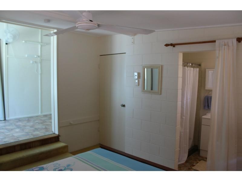 24 Barbarra Street, Picnic Bay, Magnetic Island QLD 4819