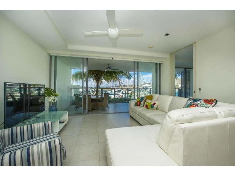 912/123 Sooning St (Blue On Blue), Nelly Bay QLD 4819