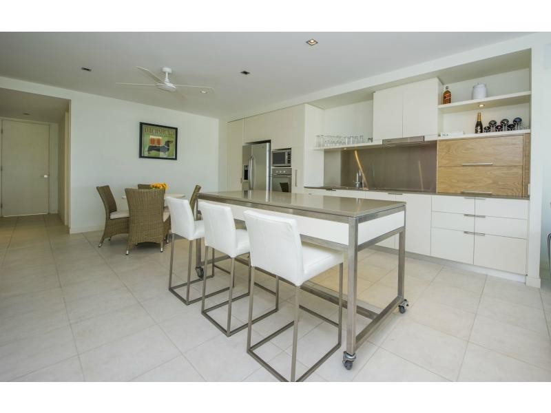 912/123 Sooning St (Blue On Blue), Nelly Bay QLD 4819