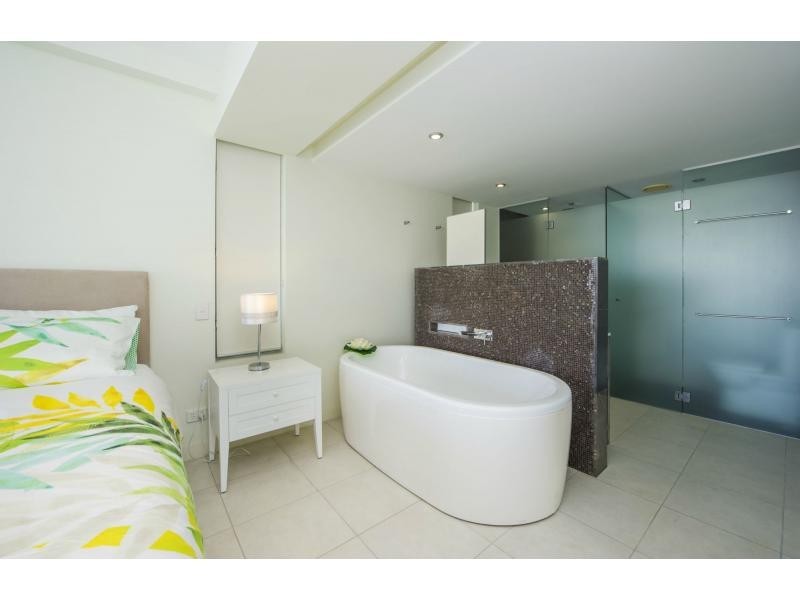 912/123 Sooning St (Blue On Blue), Nelly Bay QLD 4819