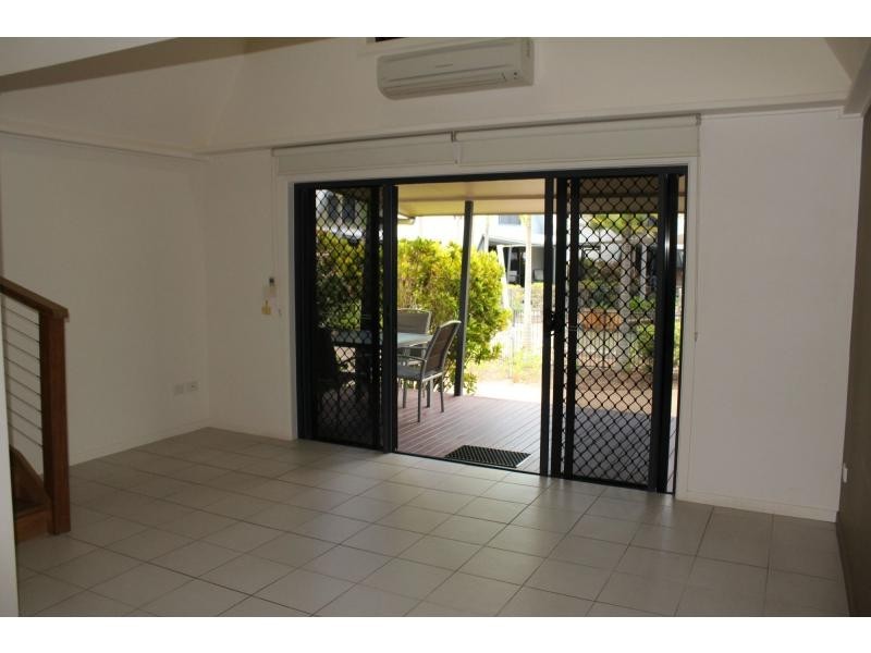 5/42 Yates Street, Nelly Bay, Magnetic Island QLD 4819