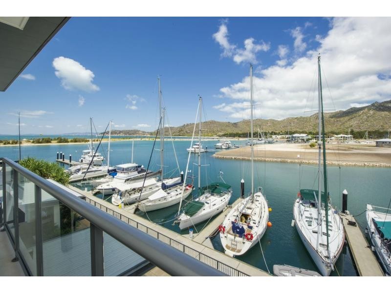 134/123 Sooning St (Blue On Blue), Nelly Bay QLD 4819