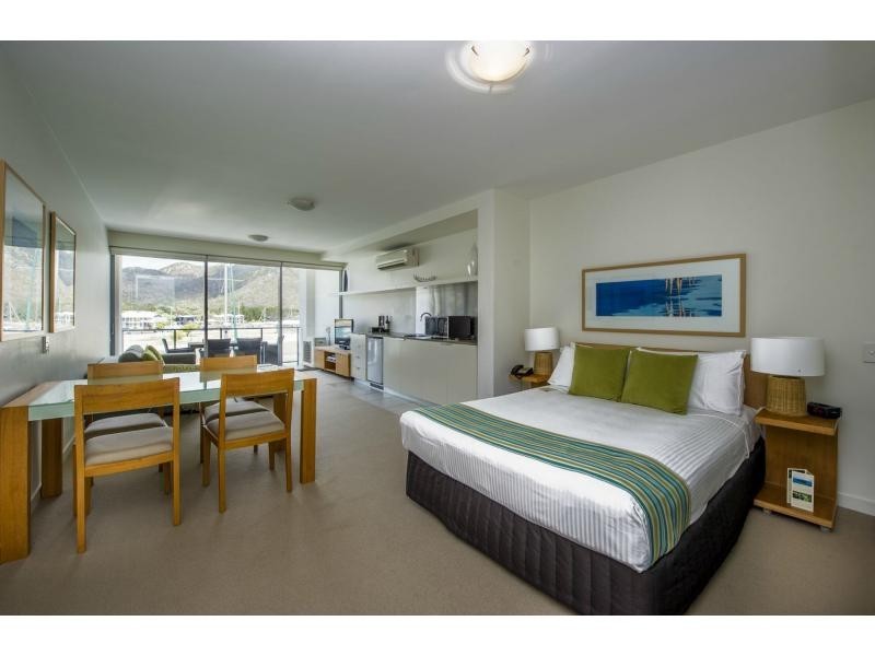 134/123 Sooning St (Blue On Blue), Nelly Bay QLD 4819