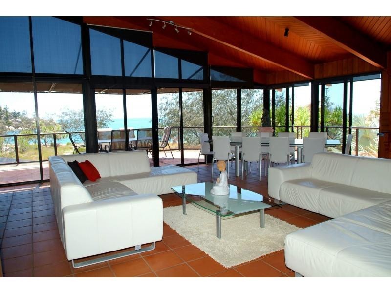 1 Arthur Bay, Magnetic Island QLD 4819