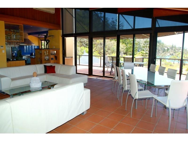 1 Arthur Bay, Magnetic Island QLD 4819