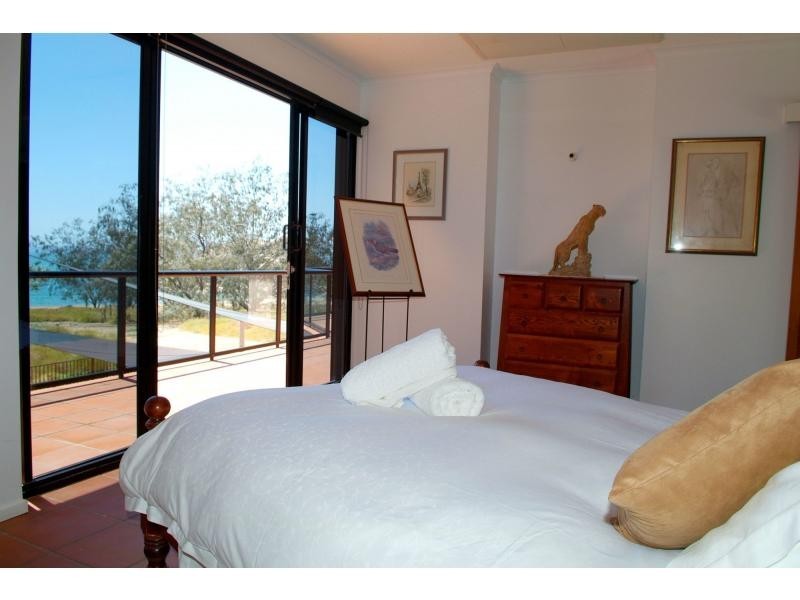 1 Arthur Bay, Magnetic Island QLD 4819