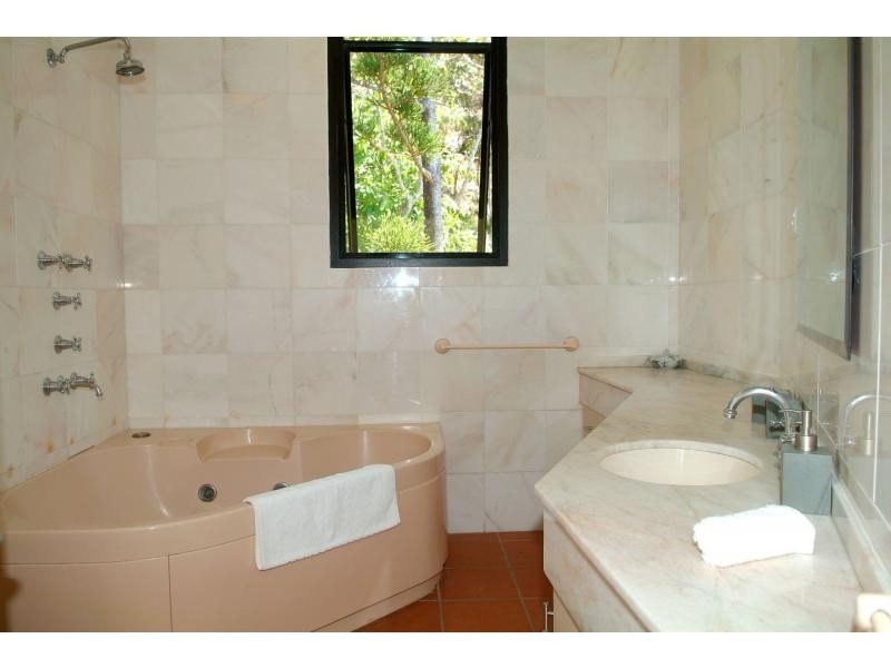 1 Arthur Bay, Magnetic Island QLD 4819