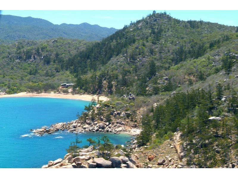 1 Arthur Bay, Magnetic Island QLD 4819