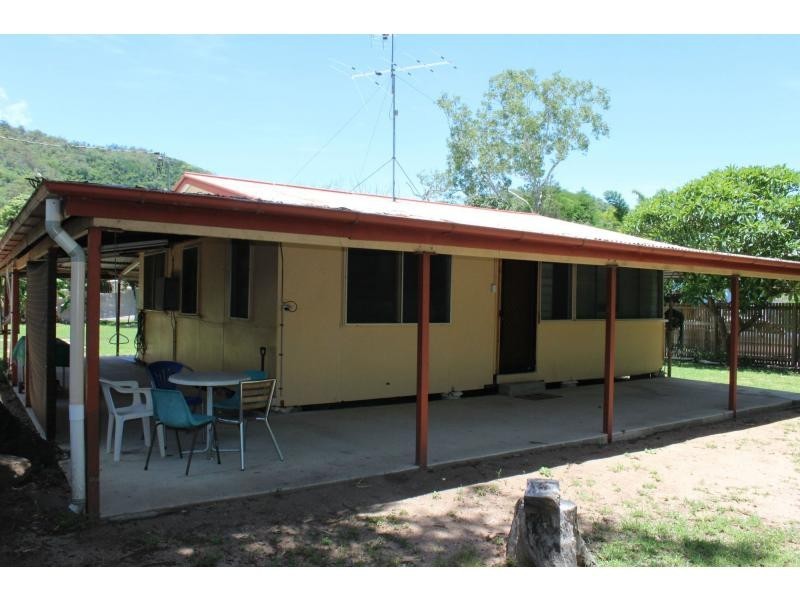 31 The Grove , Nelly Bay, Magnetic Island QLD 4819