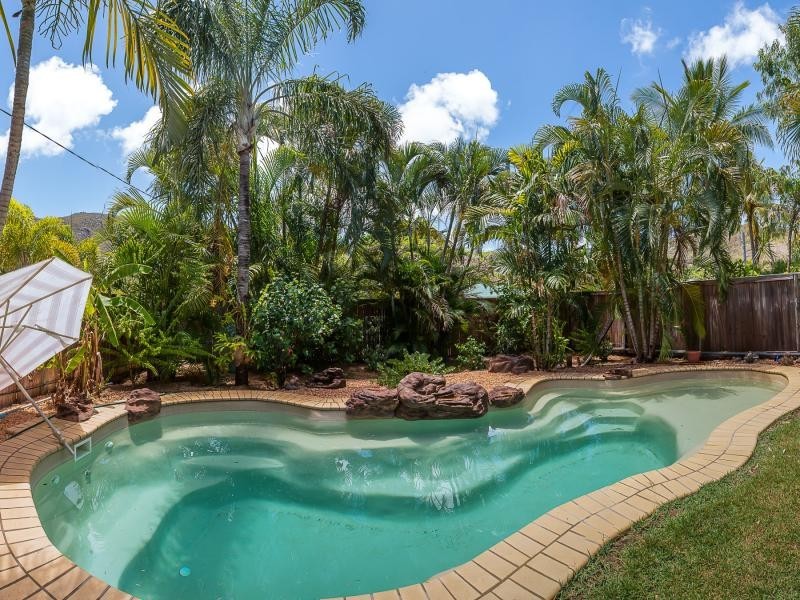 5 Murray Street, Nelly Bay QLD 4819