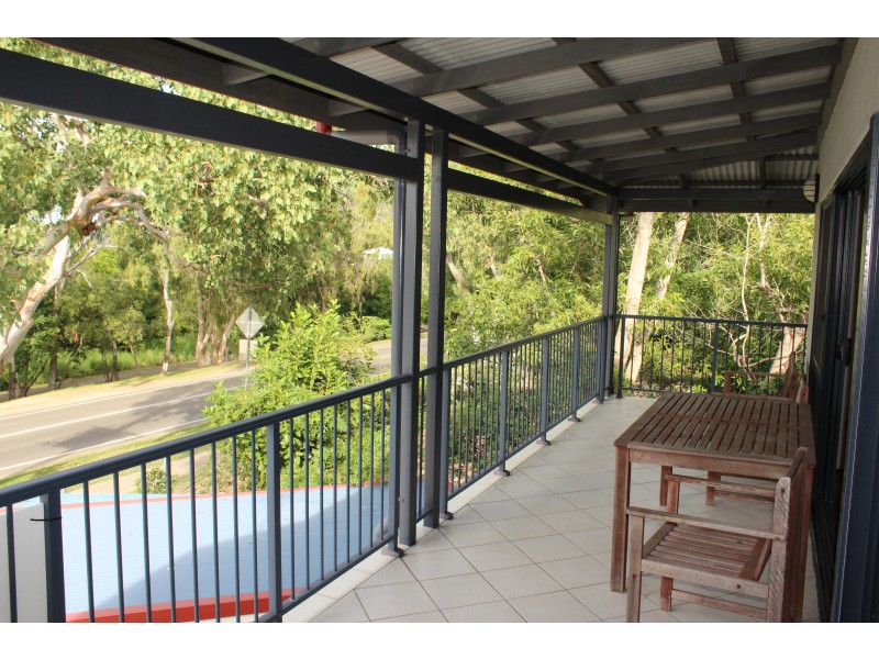 10/98 Sooning Street, Nelly Bay QLD 4819