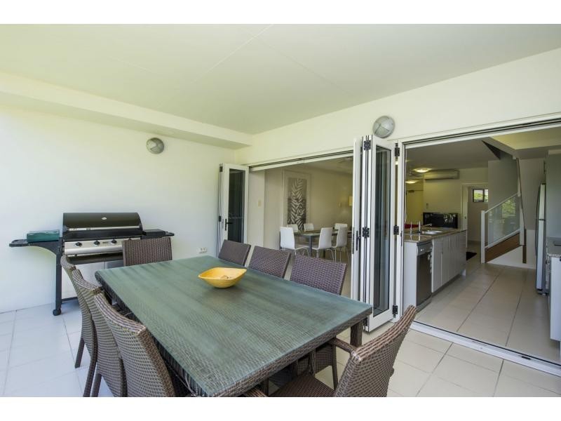 10/1-3 ‘Beachside’, The Cove, Nelly Bay, Magnetic Island QLD 4819