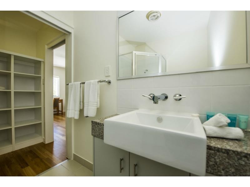 10/1-3 ‘Beachside’, The Cove, Nelly Bay, Magnetic Island QLD 4819
