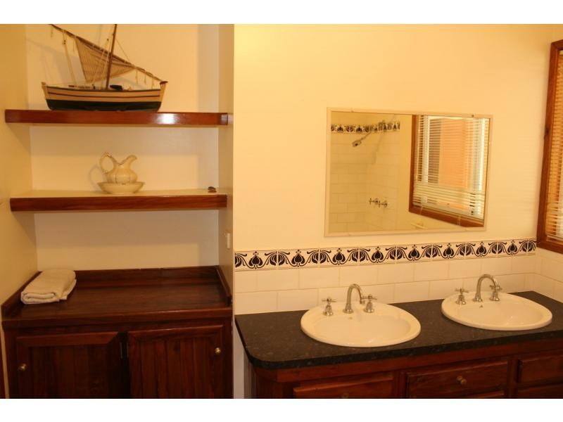 38 Elena Street, Nelly Bay, Magnetic Island QLD 4819