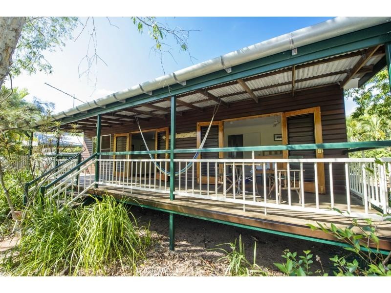 9 Bowerman Court, Nelly Bay, Magnetic Island QLD 4819