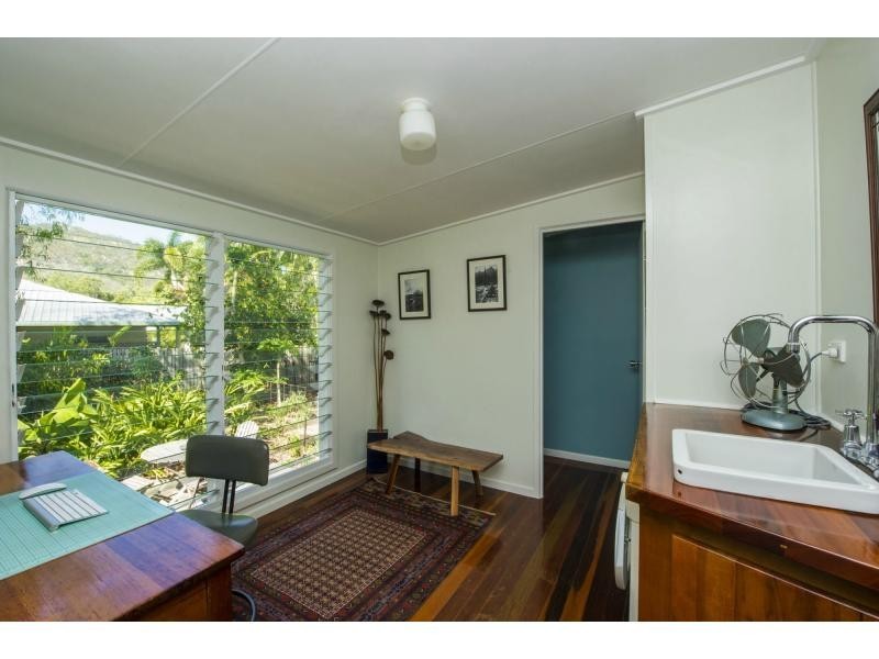 9 Bowerman Court, Nelly Bay, Magnetic Island QLD 4819