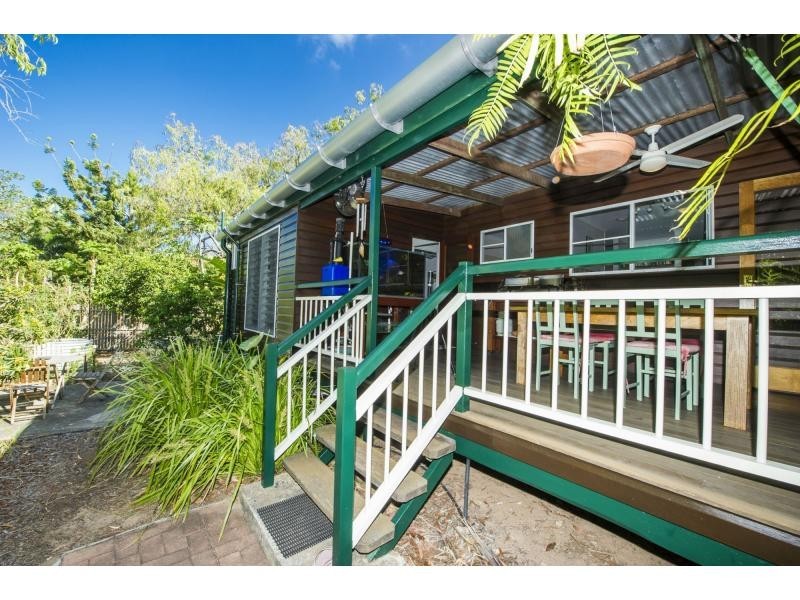 9 Bowerman Court, Nelly Bay, Magnetic Island QLD 4819