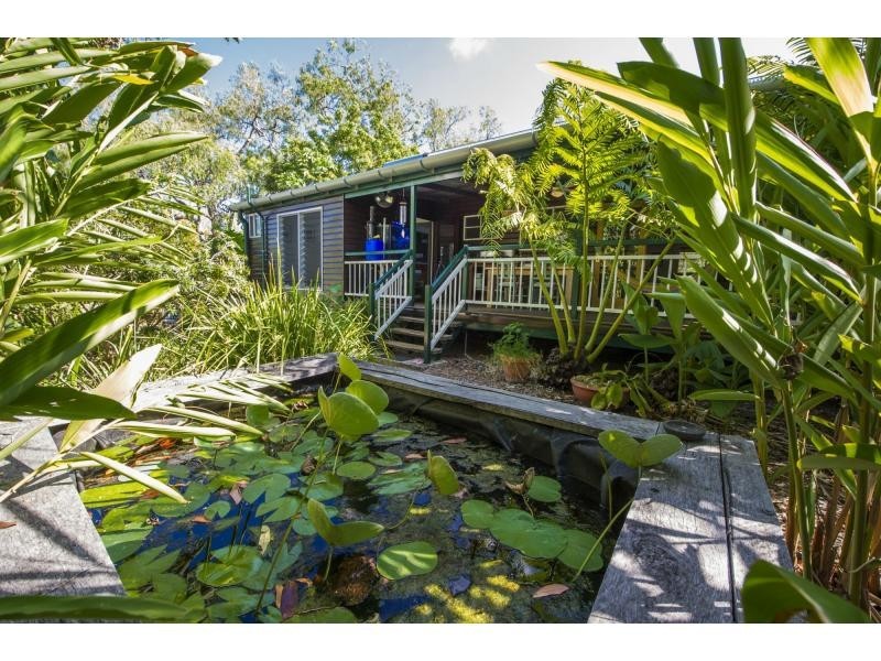 9 Bowerman Court, Nelly Bay, Magnetic Island QLD 4819