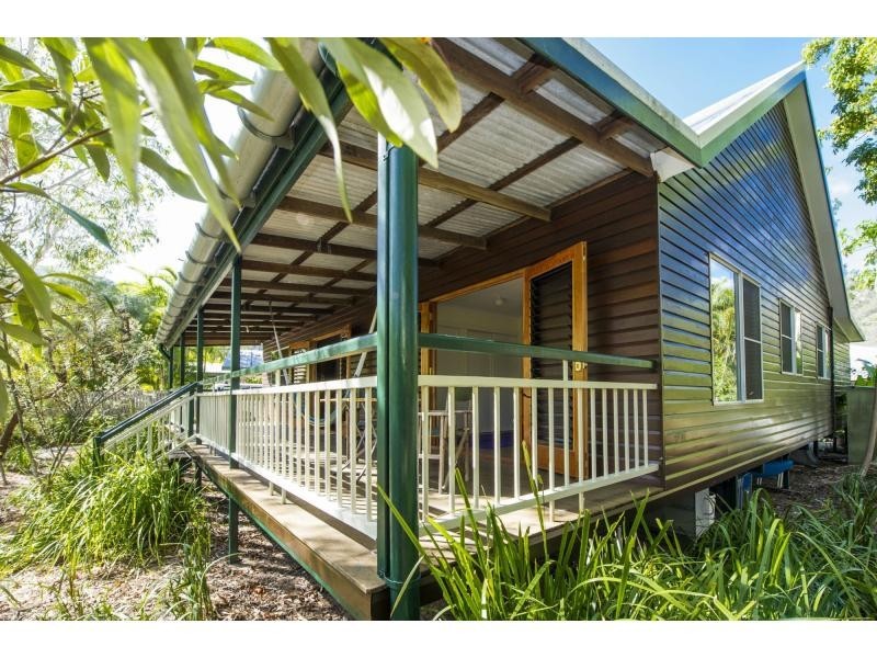 9 Bowerman Court, Nelly Bay, Magnetic Island QLD 4819