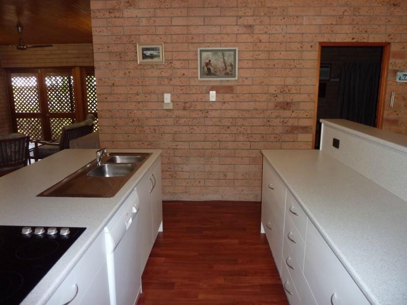 16 Pacific Drive, Horseshoe Bay, Magnetic Island QLD 4819