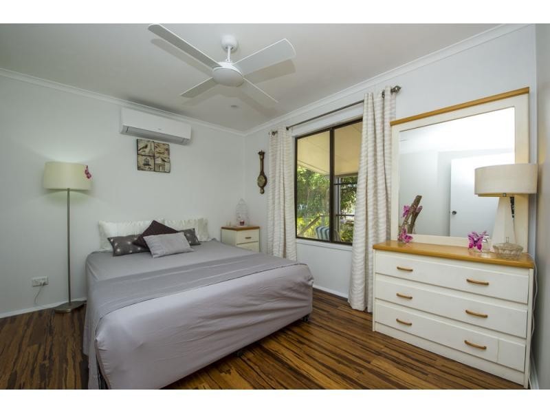 33 Marine Parade, Arcadia, Magnetic Island QLD 4819