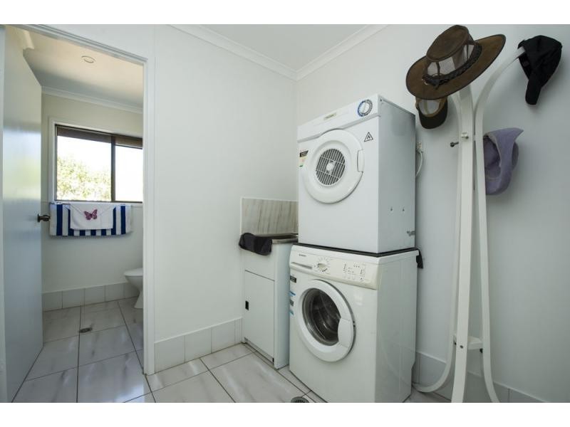 33 Marine Parade, Arcadia, Magnetic Island QLD 4819