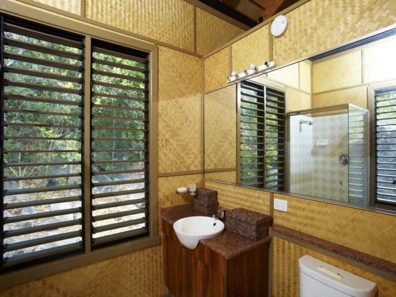 12 Henry Lawson Street, Horseshoe Bay QLD 4819