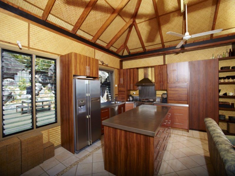 12 Henry Lawson Street, Horseshoe Bay QLD 4819