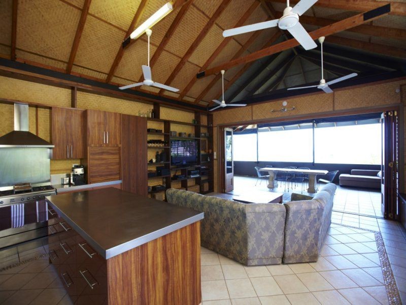 12 Henry Lawson Street, Horseshoe Bay QLD 4819