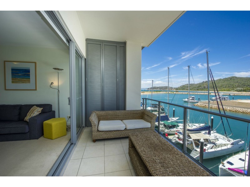 131/123 Sooning St (Blue On Blue), Nelly Bay QLD 4819