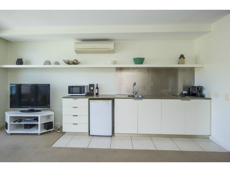 131/123 Sooning St (Blue On Blue), Nelly Bay QLD 4819