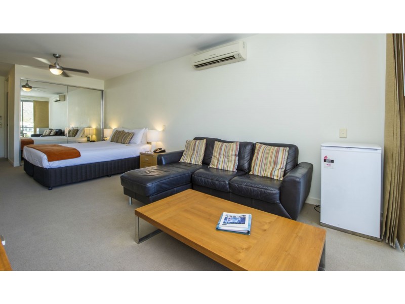 131/123 Sooning St (Blue On Blue), Nelly Bay QLD 4819