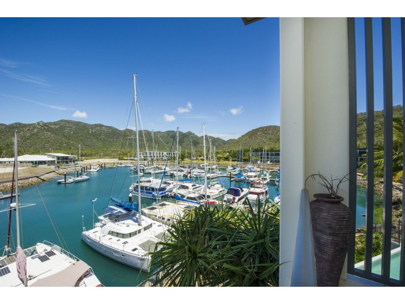 131/123 Sooning St (Blue On Blue), Nelly Bay QLD 4819